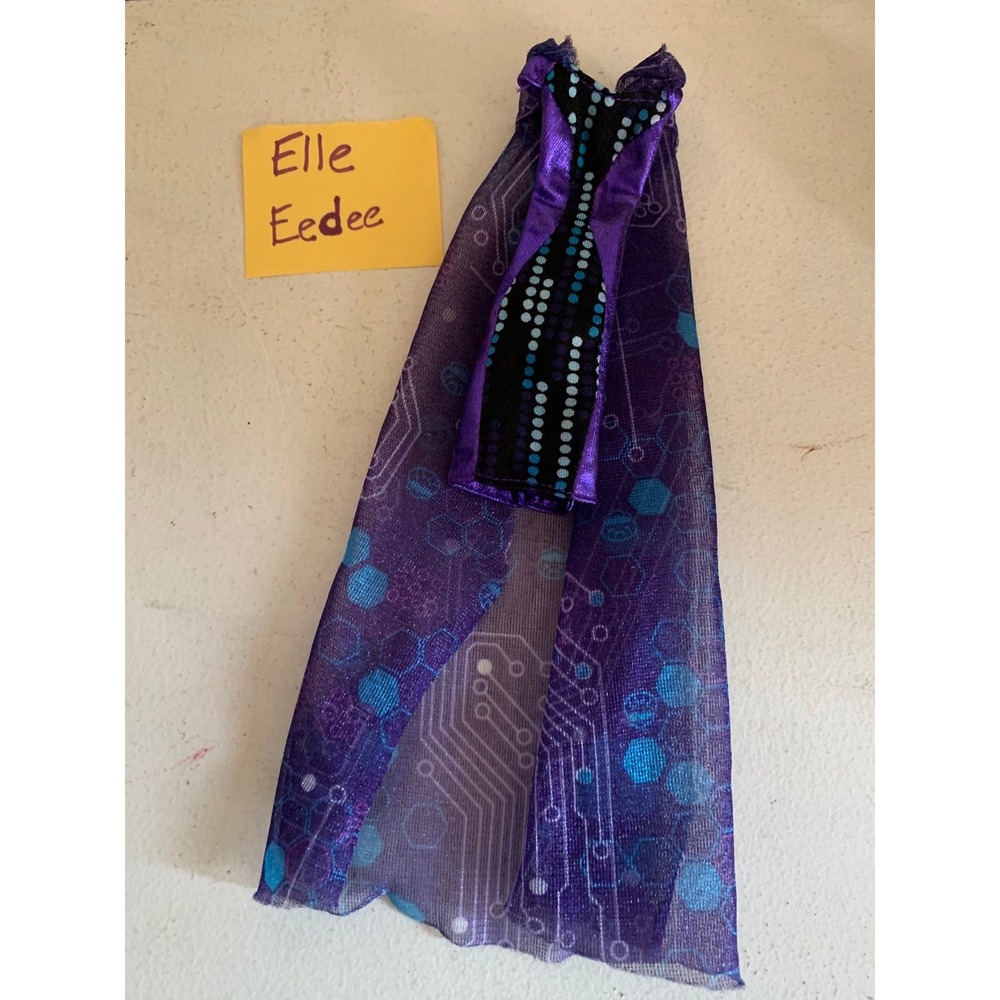Monster High Doll Elle Eedee Boo‎ York Dress with Attached Cape Fabric